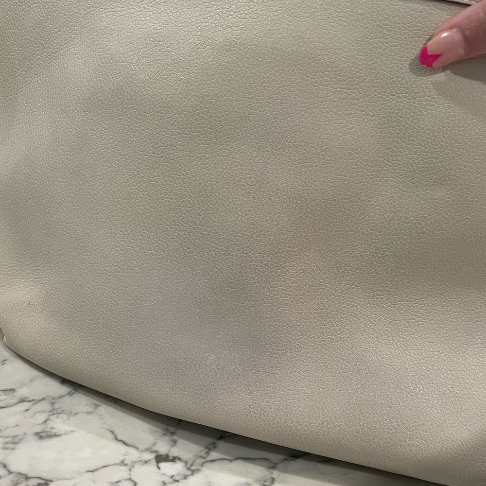 GUCCI half moon hobo bag with vintage GUCCI name logo. - Picture 7 of 15